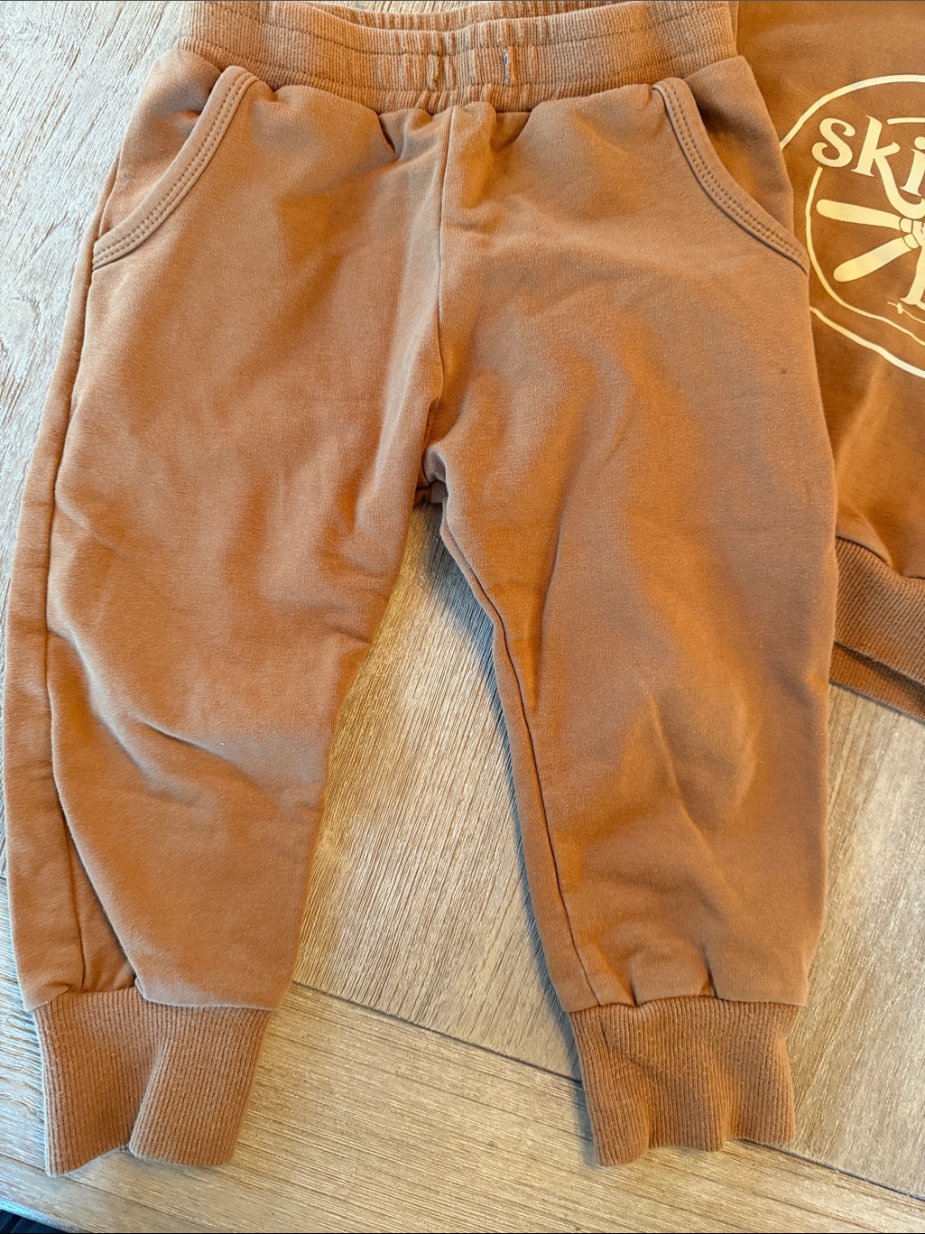 Brown Sweatshirt Set With Ski Bum Logo — image 6 of 8